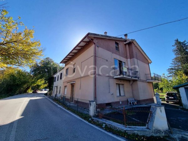 casa indipendente in vendita a Corridonia