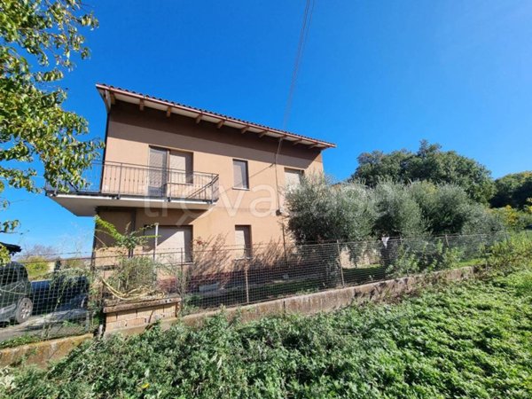 casa indipendente in vendita a Corridonia