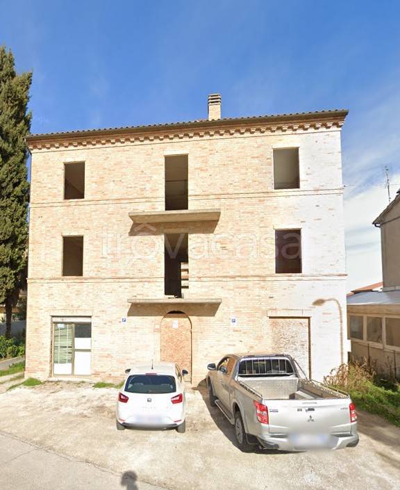 casa indipendente in vendita a Corridonia