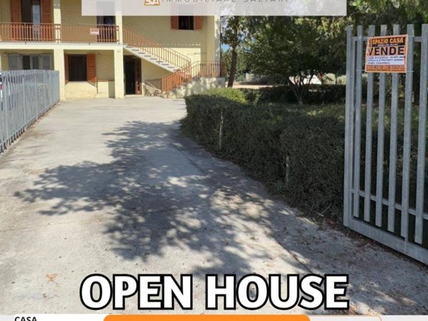 casa indipendente in vendita a Corridonia