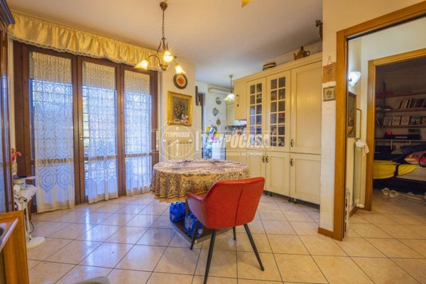 appartamento in vendita a Corridonia in zona Passo del Bidollo