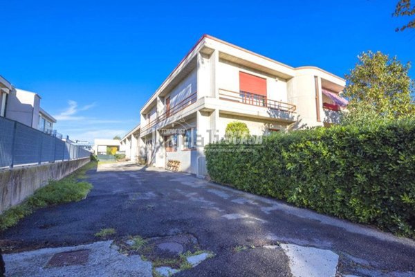 capannone in vendita a Corridonia