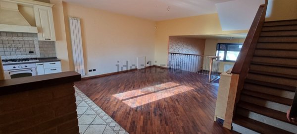 casa indipendente in vendita a Corridonia