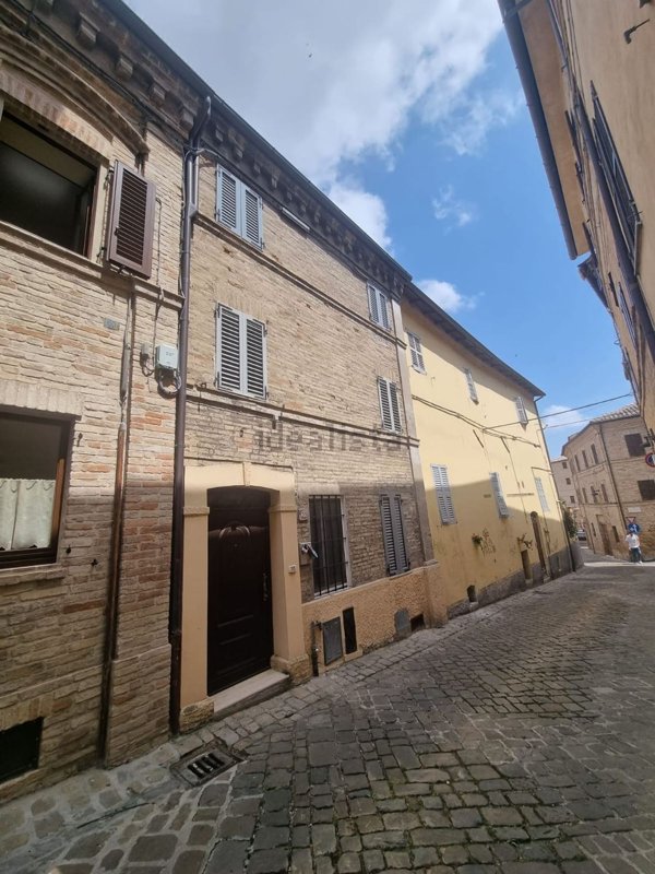 casa indipendente in vendita a Corridonia