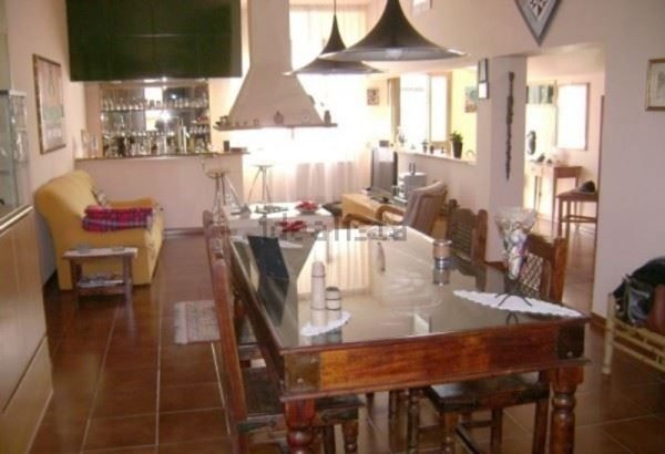 casa indipendente in vendita a Corridonia