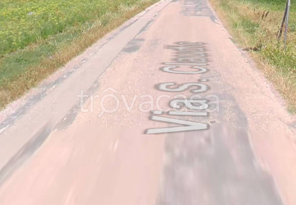 terreno edificabile in vendita a Corridonia in zona San Claudio