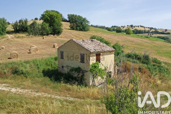 casa indipendente in vendita a Corridonia