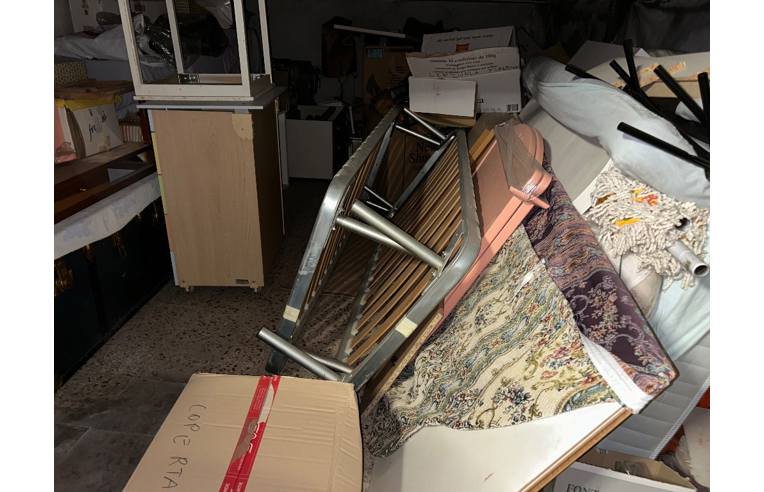 locale di sgombero in vendita a Corridonia