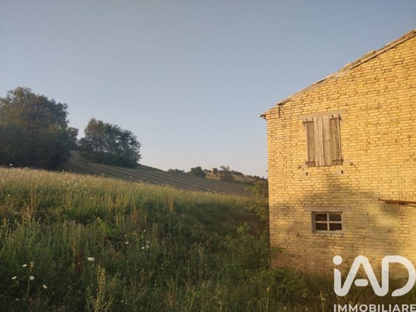 casa indipendente in vendita a Corridonia