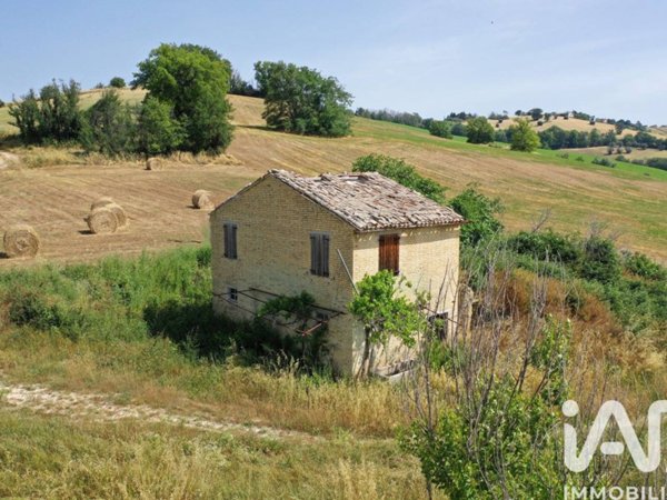 casa indipendente in vendita a Corridonia