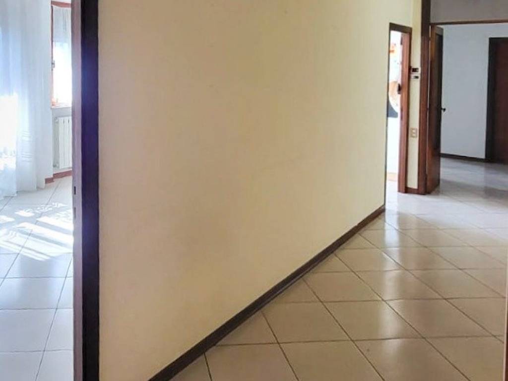 appartamento in vendita a Corridonia in zona San Claudio