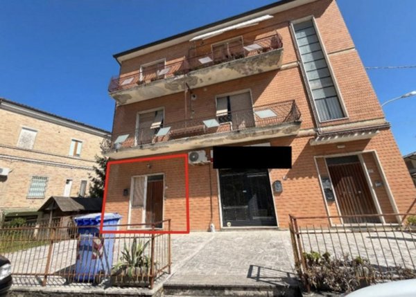 appartamento in vendita a Corridonia in zona Colbuccaro