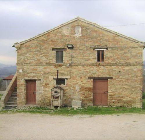 casa indipendente in vendita a Corridonia