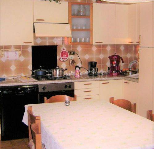 appartamento in vendita a Corridonia in zona Colbuccaro