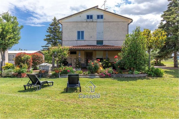 casa indipendente in vendita a Corridonia in zona San Claudio