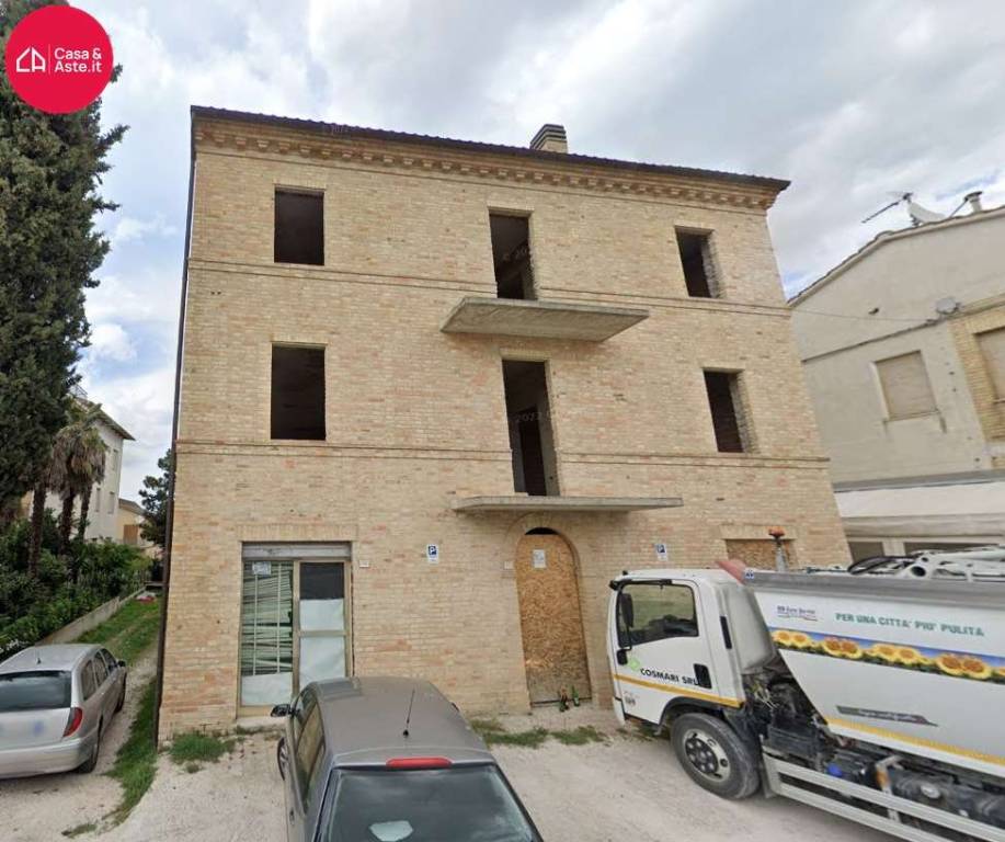 casale in vendita a Corridonia
