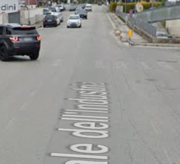 negozio in vendita a Corridonia