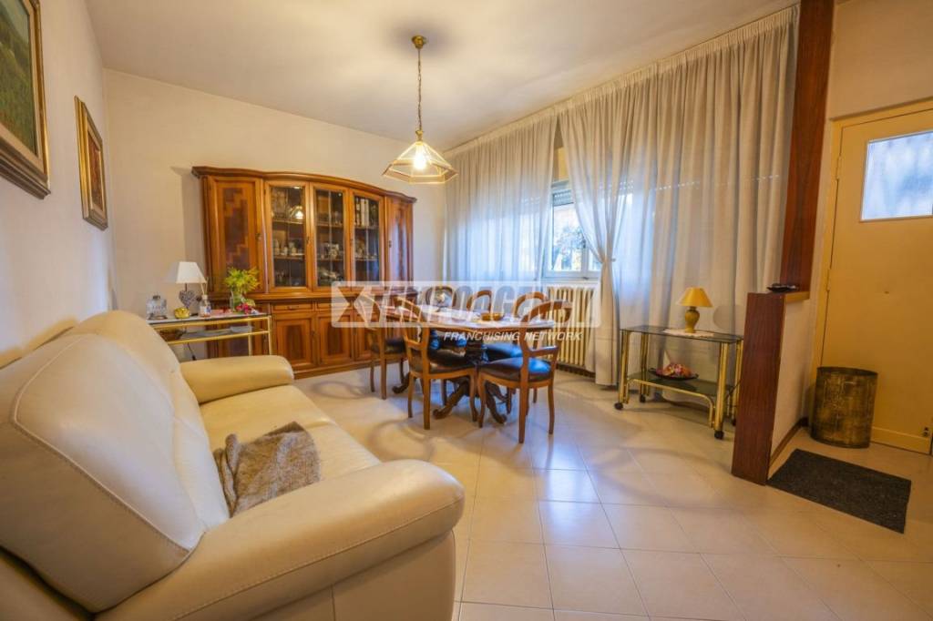 casa indipendente in vendita a Corridonia