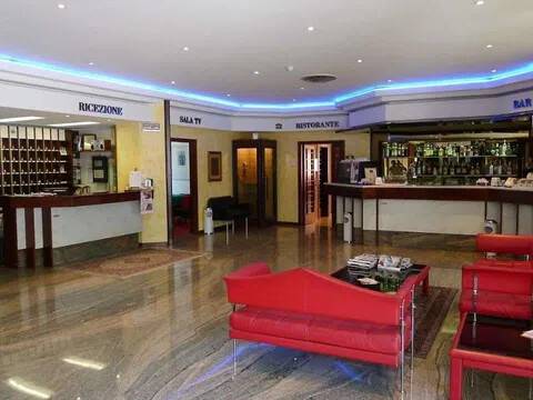 intera palazzina in vendita a Corridonia