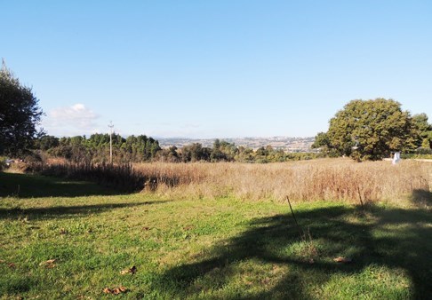terreno edificabile in vendita a Corridonia