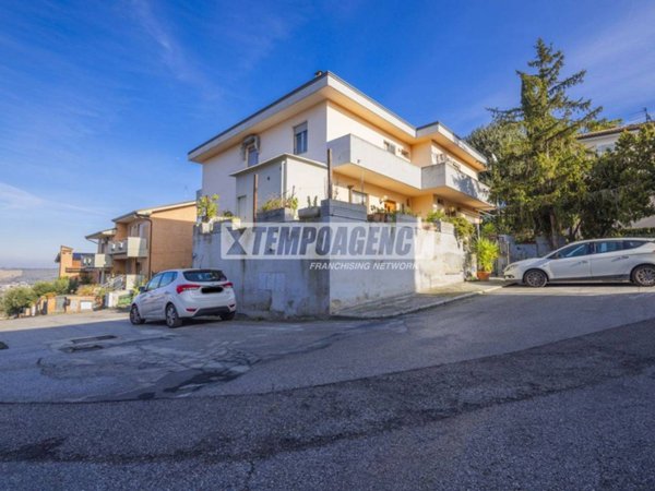 casa indipendente in vendita a Corridonia