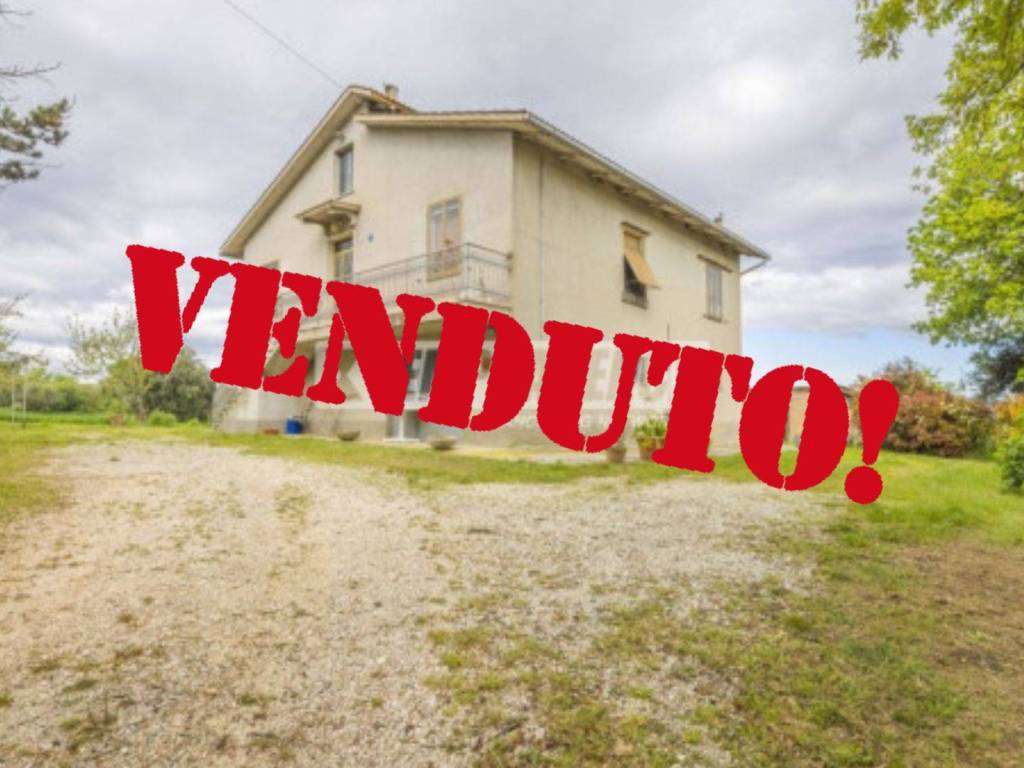casa indipendente in vendita a Corridonia in zona San Claudio