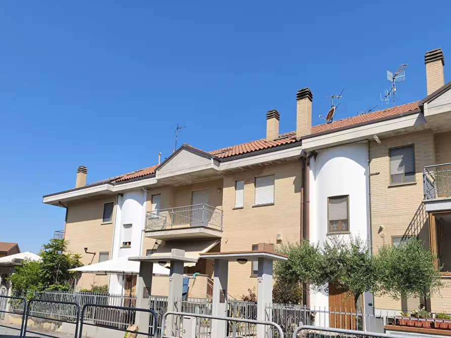 casa indipendente in vendita a Corridonia in zona Passo del Bidollo