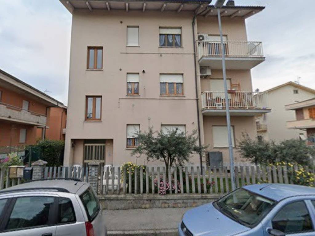 appartamento in vendita a Corridonia in zona San Claudio