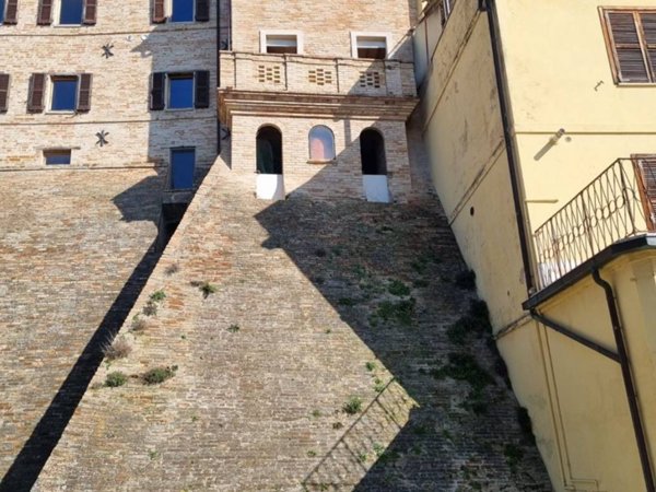 casa indipendente in vendita a Corridonia