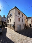casa indipendente in vendita ad Esanatoglia
