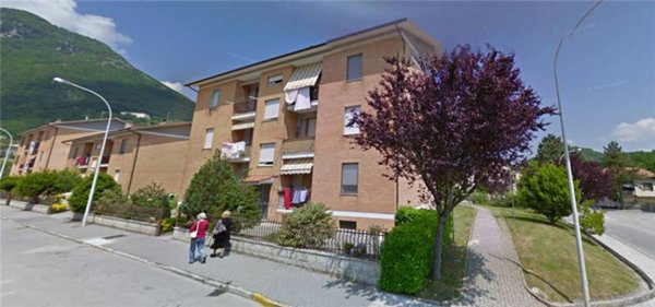 appartamento in vendita ad Esanatoglia
