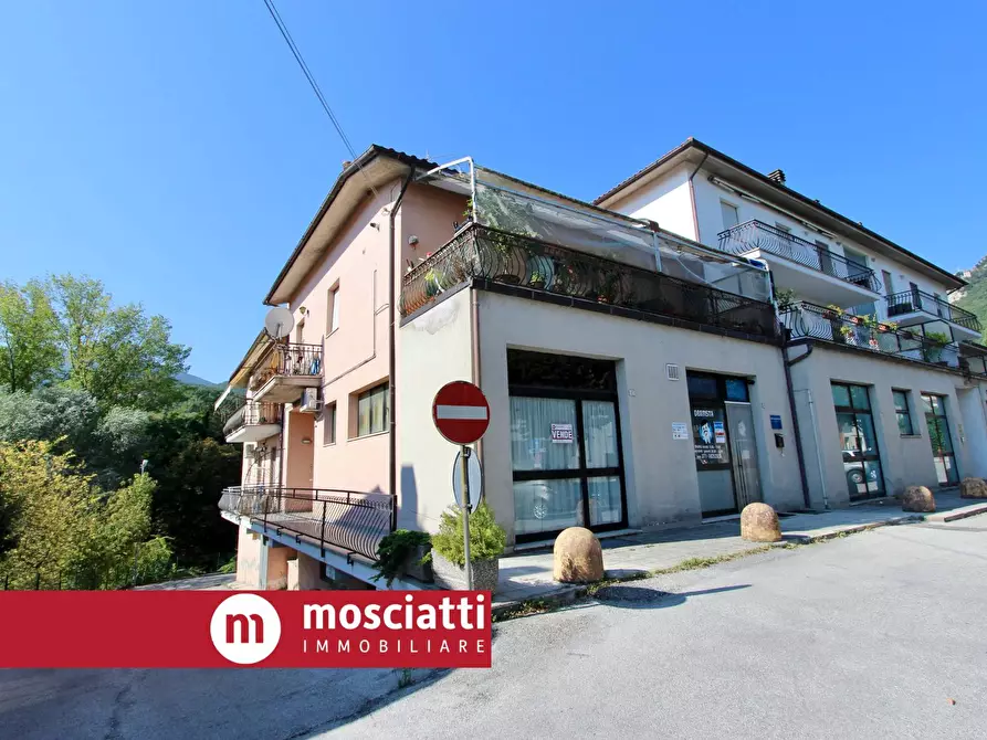 appartamento in vendita ad Esanatoglia