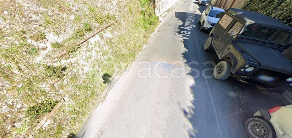 pentavano in vendita ad Esanatoglia