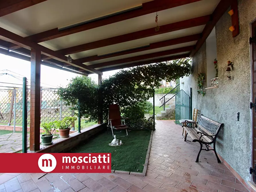 casa indipendente in vendita ad Esanatoglia