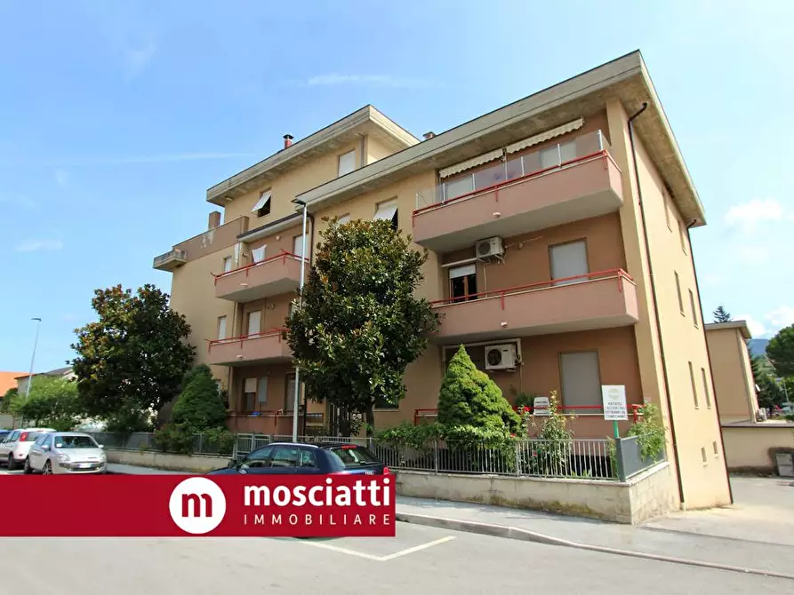 appartamento in vendita ad Esanatoglia