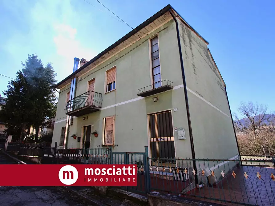 appartamento in vendita ad Esanatoglia
