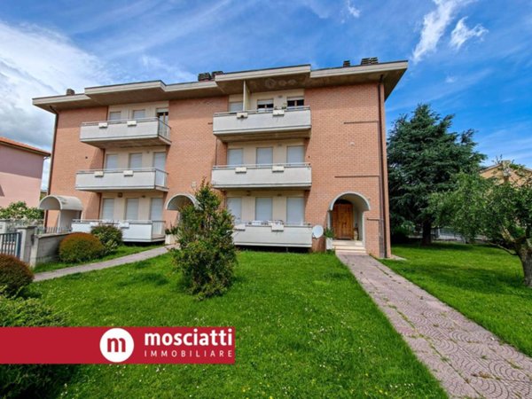 appartamento in vendita ad Esanatoglia