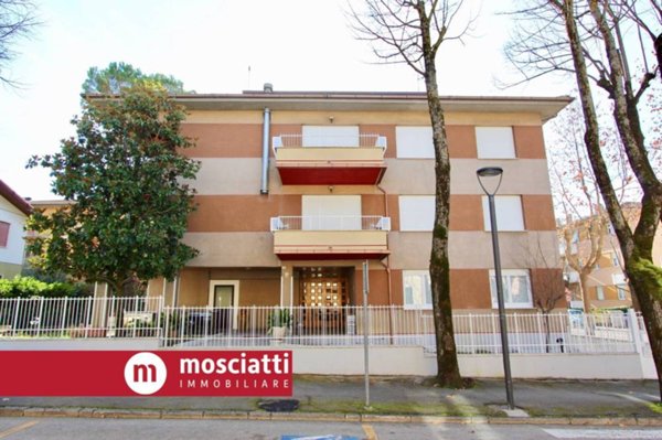 appartamento in vendita ad Esanatoglia
