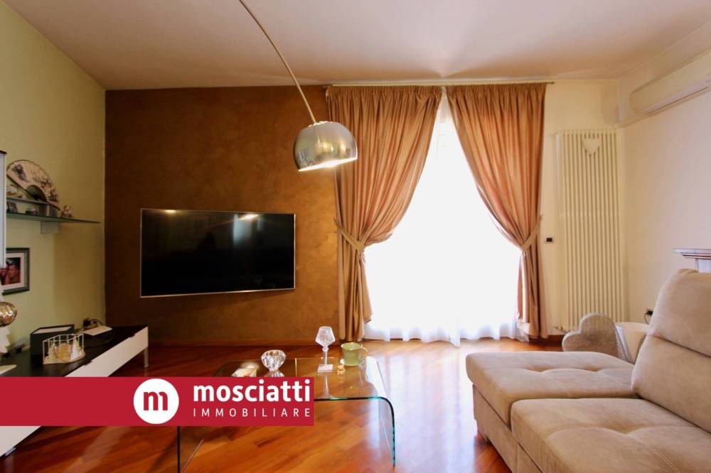 appartamento in vendita ad Esanatoglia