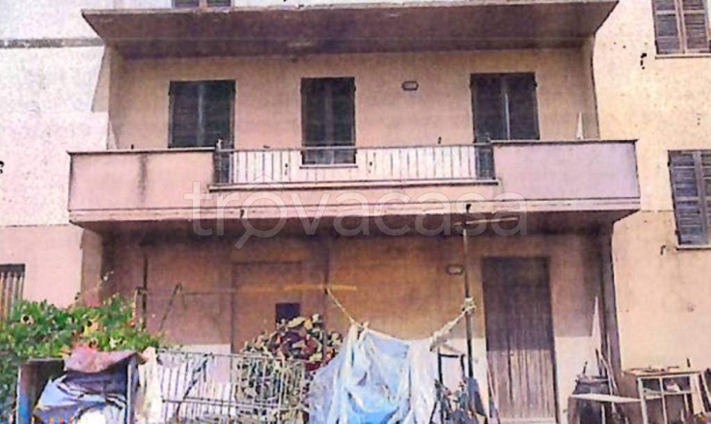 appartamento in vendita ad Esanatoglia