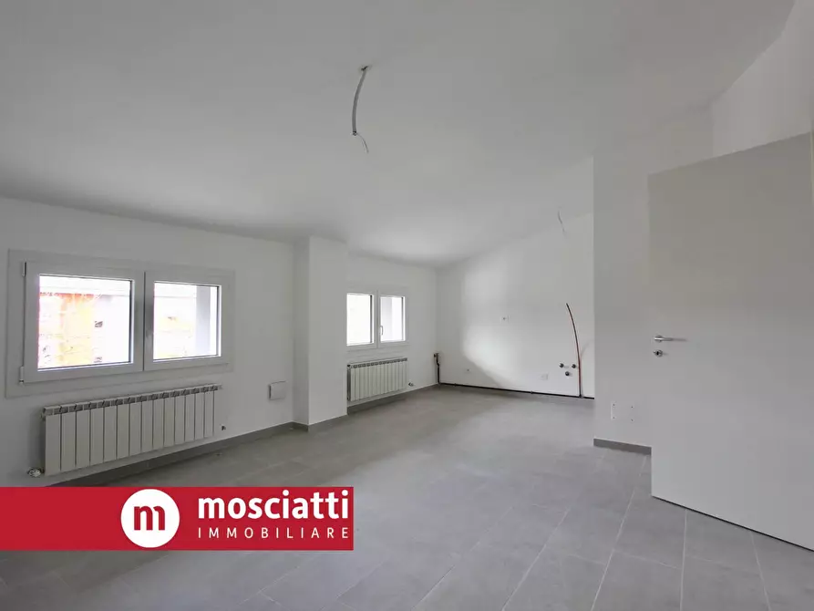 appartamento in vendita ad Esanatoglia