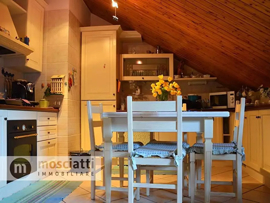 appartamento in vendita ad Esanatoglia