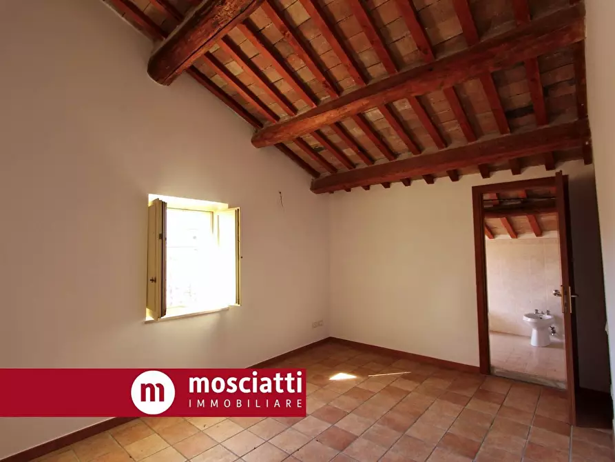 appartamento in vendita ad Esanatoglia