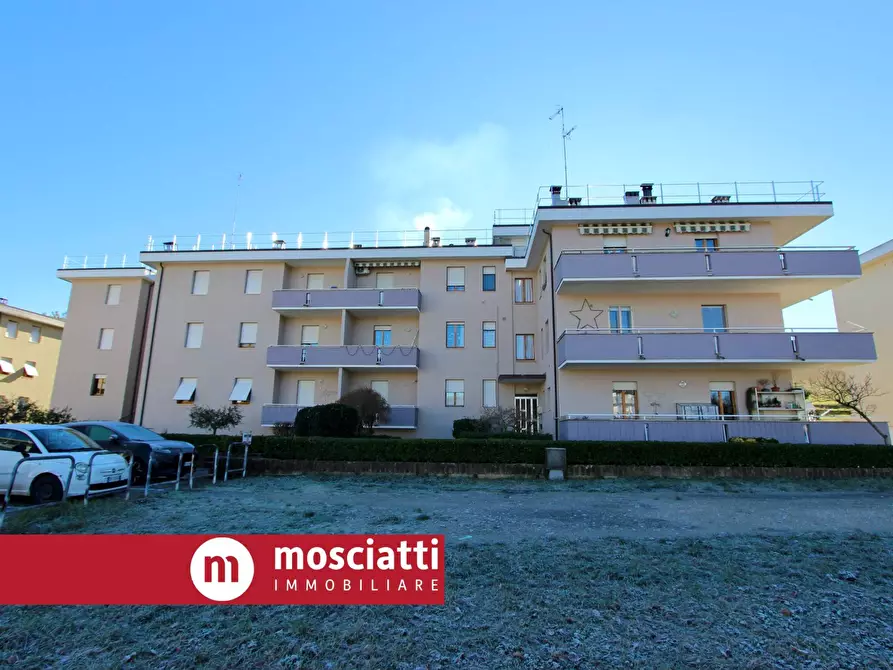 appartamento in vendita ad Esanatoglia