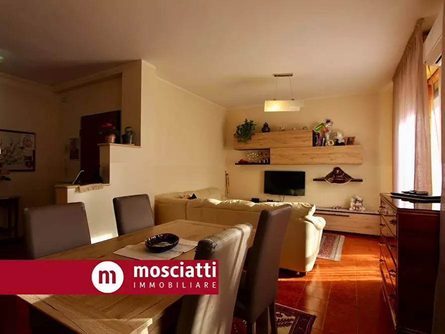 appartamento in vendita ad Esanatoglia