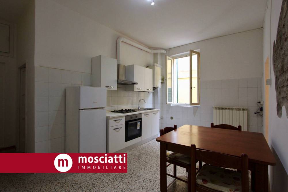 appartamento in vendita ad Esanatoglia