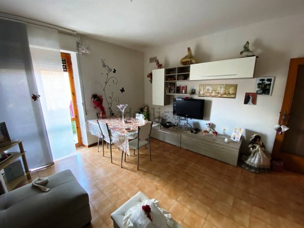 appartamento in vendita ad Esanatoglia