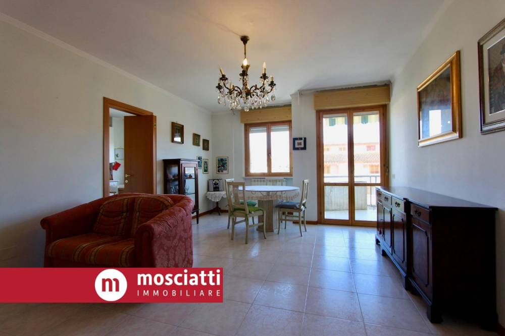 appartamento in vendita ad Esanatoglia