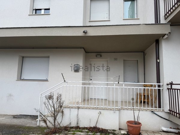 appartamento in vendita ad Esanatoglia