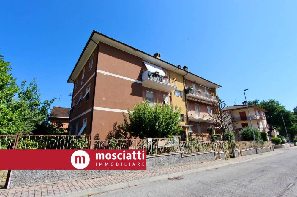appartamento in vendita ad Esanatoglia